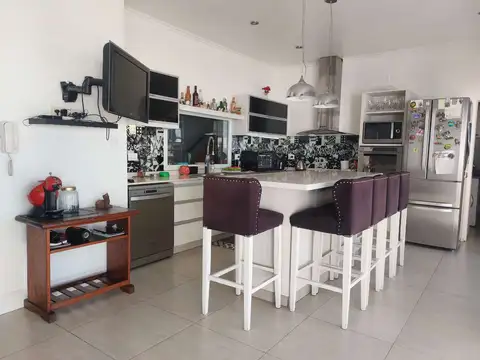 Casa en Venta en Ciudad Jardín del Palomar, USD 430.000