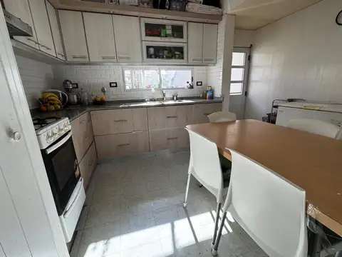 Depto Tipo Casa en Venta de 4 ambientes