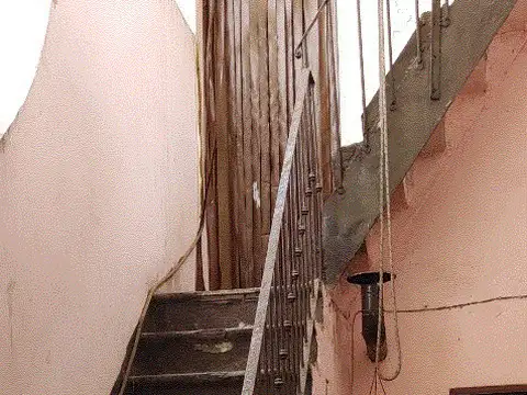 VENTA - BARRIO CONSTITUCIÓN - CASA TIPO PH - AL FRENTE - SIN EXPENSAS