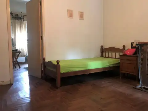 Casa 3 ambientes a la venta en José C Paz  CENTRO