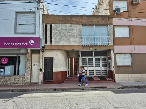 Casa y departamento en macrocentro Rio Cuarto.