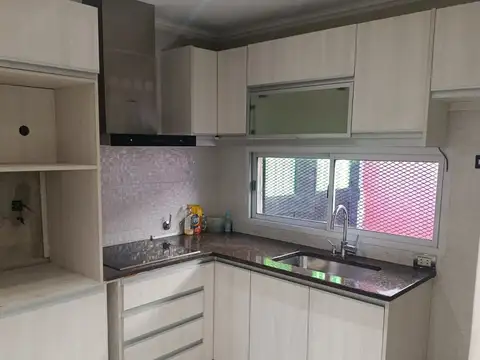 Depto Tipo Casa en Venta de 3 dormitorios