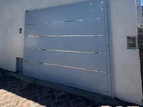 Oficina 3 ambientes con 1 baño