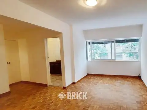ESMERALDA Y AV. DEL LIBERTADOR - FRENTE 32 M2 IMPECABLE TODO SOL BAÑO Y COCINA COMPLETOS