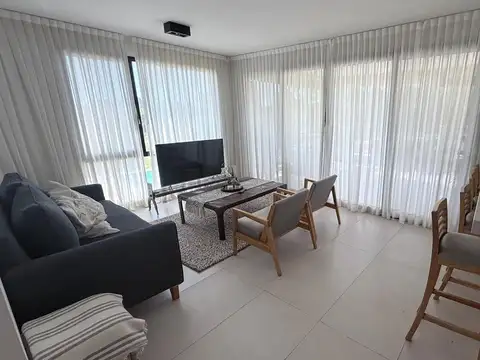 Departamento en Venta con 2 cocheras