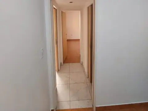 Depto Tipo Casa en Alquiler con 1 cocheras