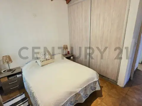 Au. Acceso Oeste 100, Piso 0
