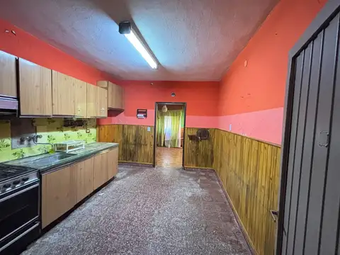 CASA 3 AMBIENTES A REFACCIONAR MERLO APTO CREDITO
