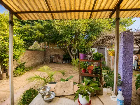 Casa en Venta con 1 cochera