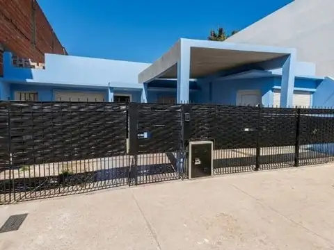 Venta casa 3 ambientes y cochera en Quilmes Oeste