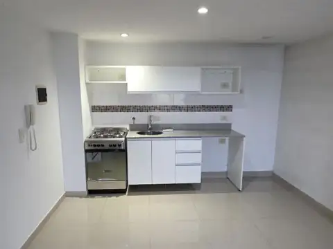 Departamento en Alquiler en Balvanera, $ 700.000