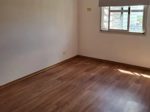 Departamento en alquiler en Centro (Campana)