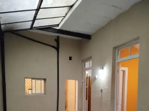 3 AMBIENTES CON PATIO SUPER LUMINOSO PH T/CASA SIN EXPENSAS