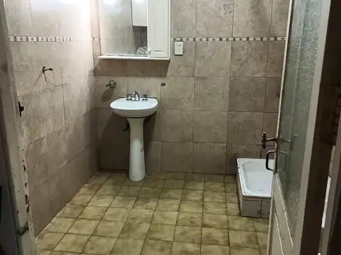 Depto Tipo Casa en Venta al Este