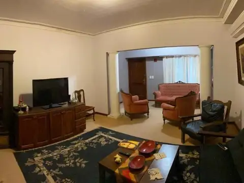 Casa 4 ambientes con 4 baños