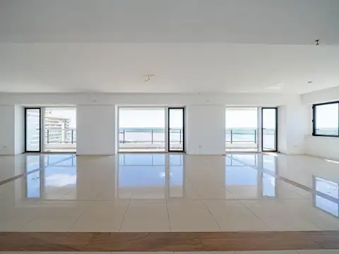 Departamento en Venta de 4 dormitorios