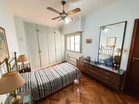 Depto Tipo Casa en Venta 56 años