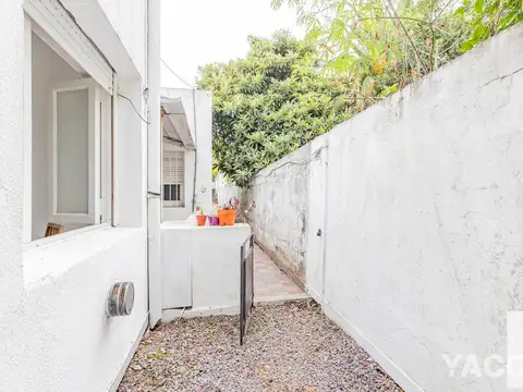 Depto Tipo Casa en Venta 50 años