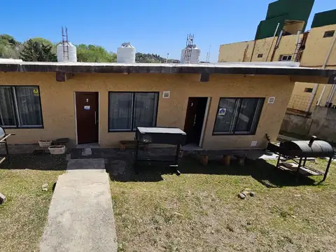 Venta complejo 3 deptos con pileta en carlos paz