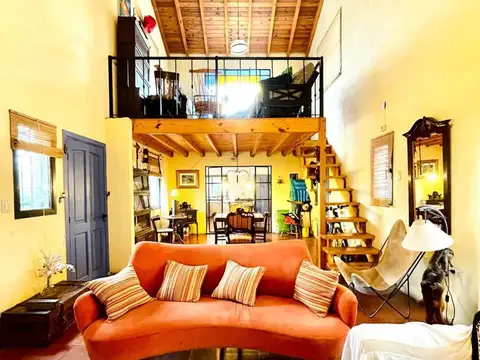 VENTA CASA GRAN LOTE EN MENDIOLAZA CÓRDOBA