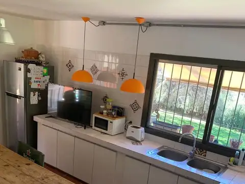 VENTA CASA GRAN LOTE EN MENDIOLAZA CÓRDOBA