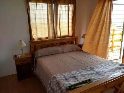 Casa en venta - 3 Dormitorios 2 Baños - Mar del Sur