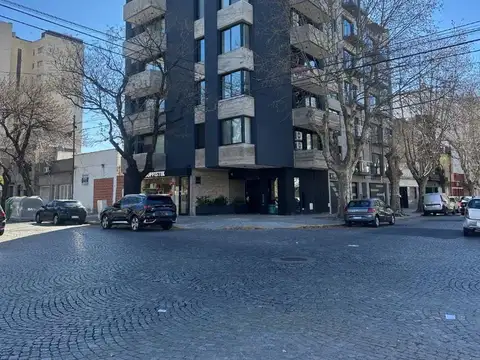 SEMIPISO 3 AMBIENTES AL FRENTE CON BALCON