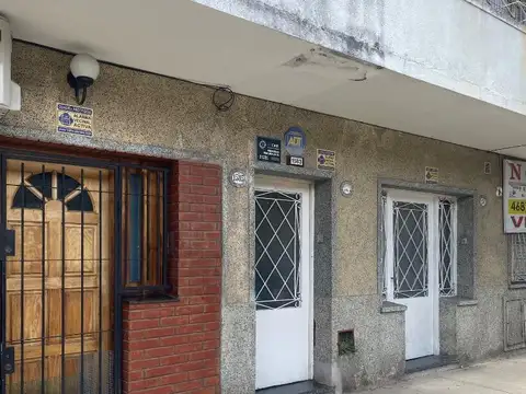 Excelente PH en 1er piso con terraza 