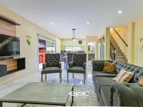 Casa en Venta de 4 dormitorios