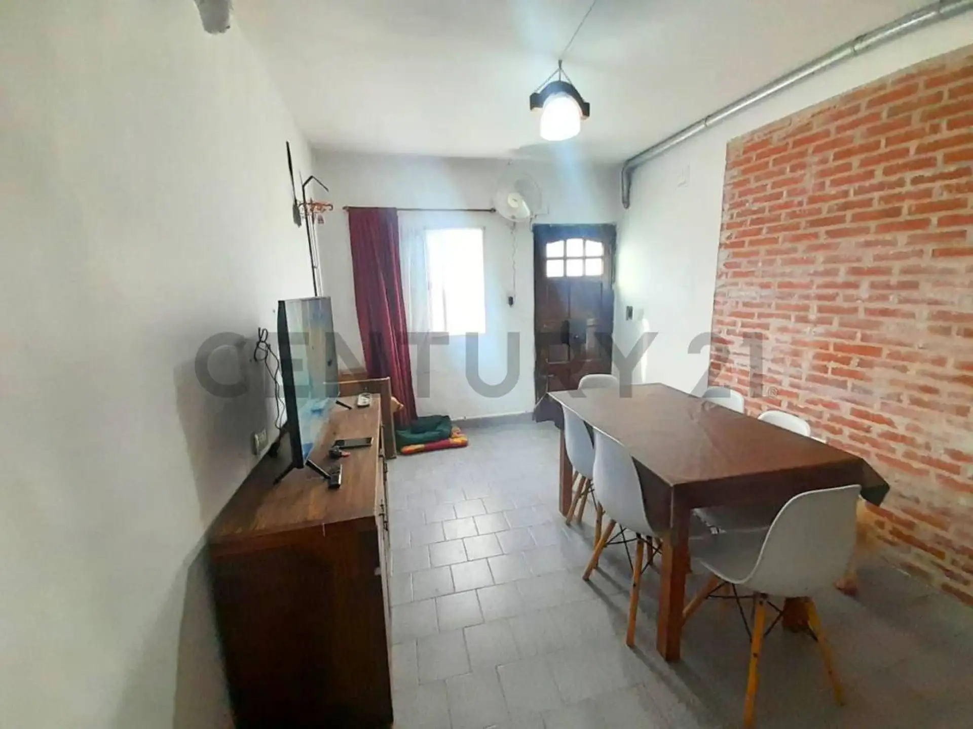 PH 2 amb, 33m² con patio — Villa Primera