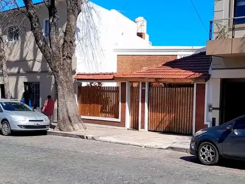 Venta T/PH 2A. Exc. c/Patio, PB Luminoso Z/Residencial