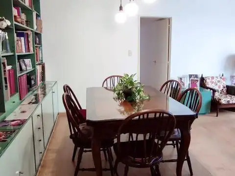 Departamento 4 ambientes con 2 baños