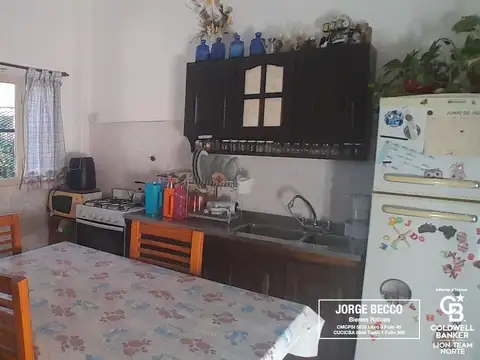 Casa 4 ambientes con 3 baños