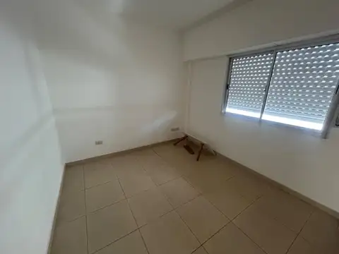 Depto 2 amb antig 5 años. Ctdo o Anticipo y Ctas