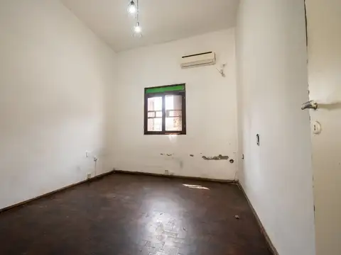 VENTA - CASA 1 DORMITORIO CON PATIO