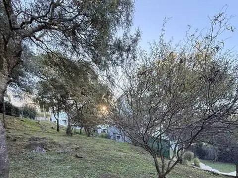 Terreno en Terrazas de la Estanzuela 637 m2 Recibe menor o auto. Vista