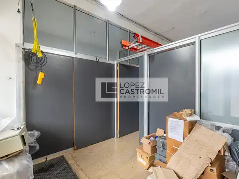 Local en Venta Via Púb.