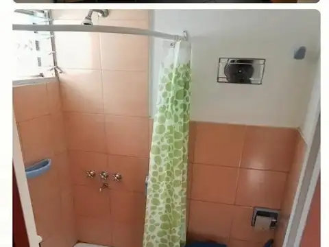 Casa 2 ambientes con 3 baños
