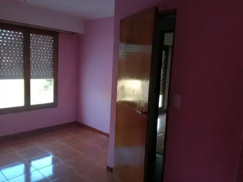 VENTA -CHALET 4 AMB-