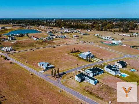Terreno en venta - 905mts2 - Luján
