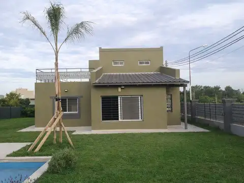 Casa en Venta con 1 cochera
