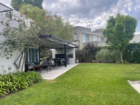 Casa en Alquiler de 5 dormitorios