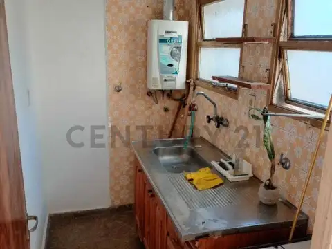 Departamento en Alquiler en La Plata, $ 300.000