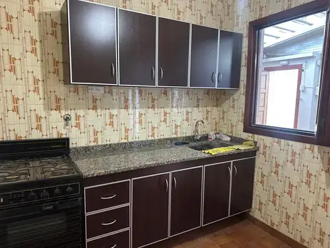 Depto Tipo Casa en Alquiler de 2 ambientes