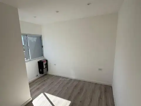 Depto Tipo Casa en Venta en La Perla Sur, USD 59.000