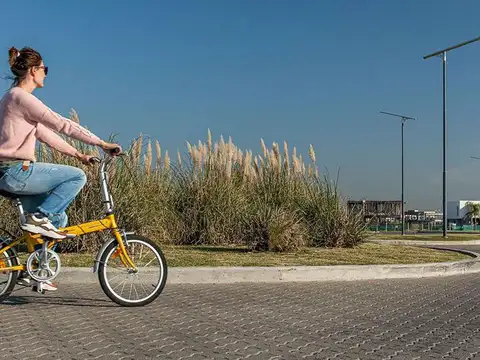 C. 63, Guillermo Hudson, Provincia de Buenos Aires