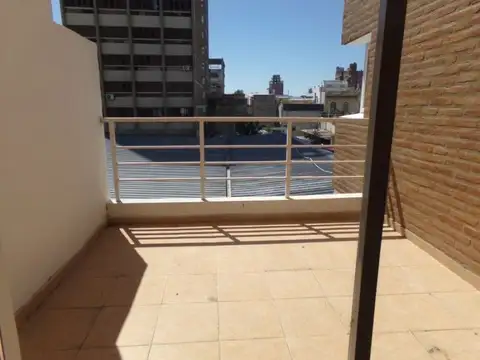 Depto Tipo Casa en Alquiler de 1 dormitorio