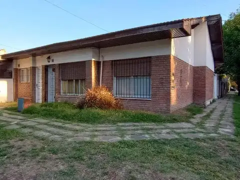 Venta de Casa de 4 ambiente
