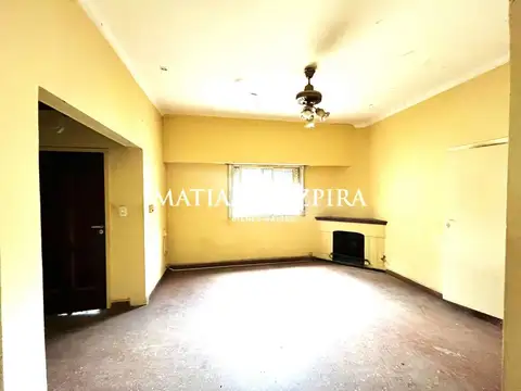 Casa 6 ambientes con 2 baños