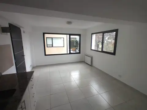Departamento en Alquiler con 1 cochera